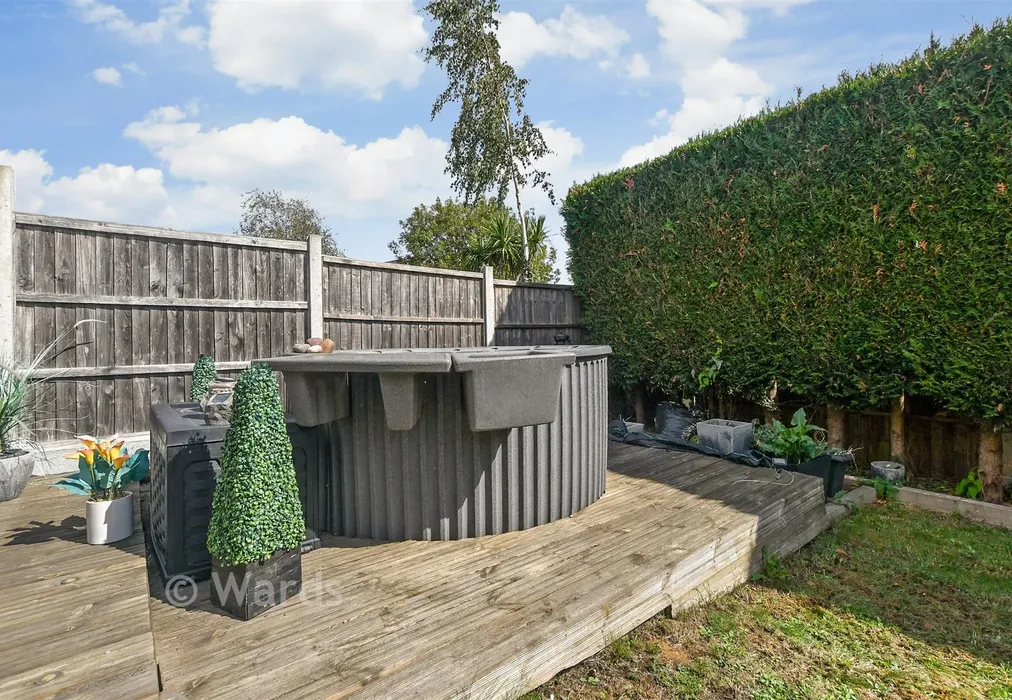 Patio / Decking - Robert Brundett Close, Kennington, Kent - Wards of Kent