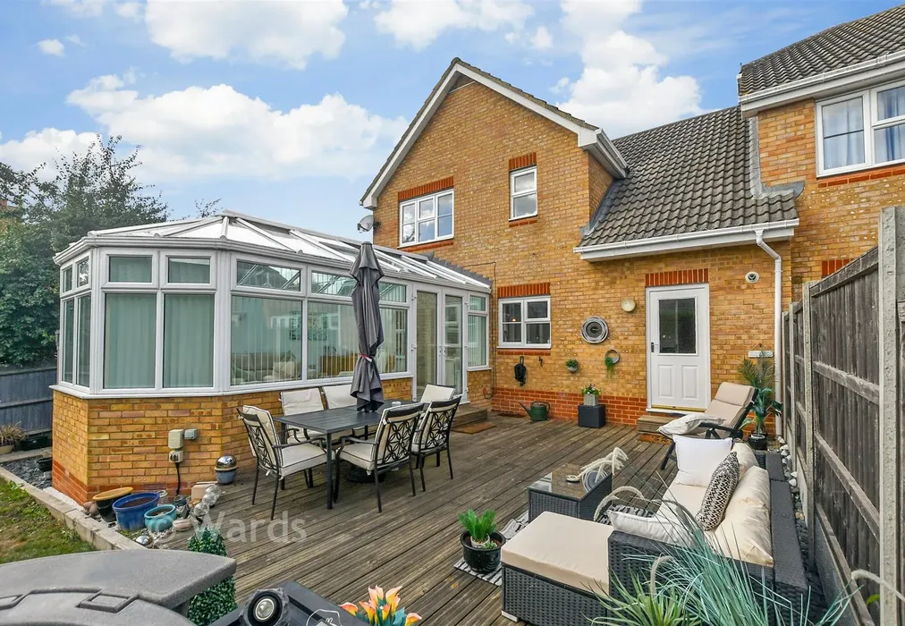 Rear Elevation - Robert Brundett Close, Kennington, Kent - Wards of Kent