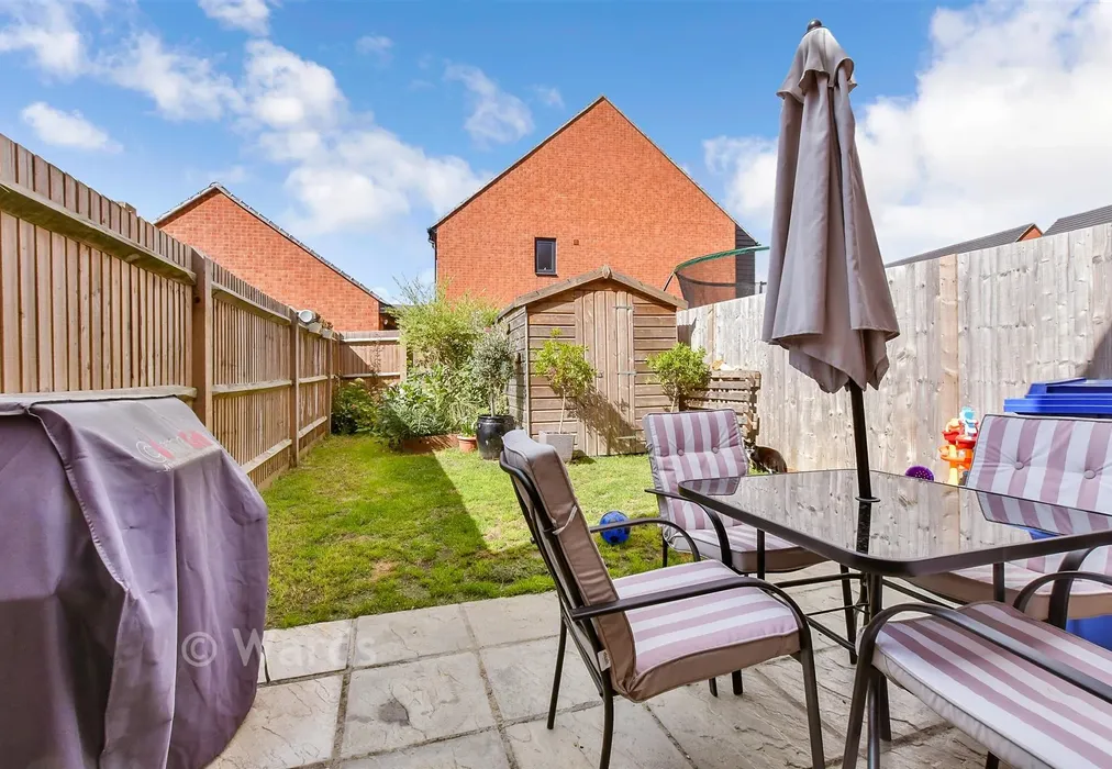 Rear Garden - Feaver Drive, Faversham, Kent - Wards of Kent