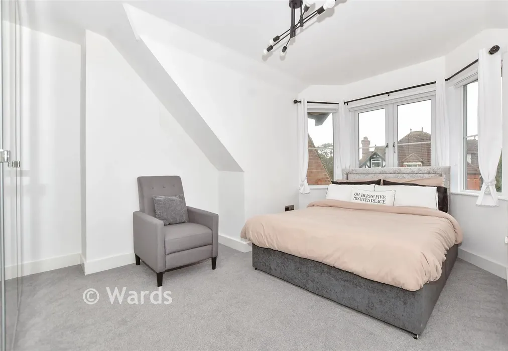 Bedroom 3 - Radnor Park Road, Folkestone, Kent - Wards of Kent