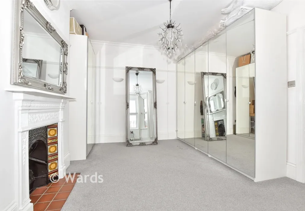 Bedroom 2 - Radnor Park Road, Folkestone, Kent - Wards of Kent