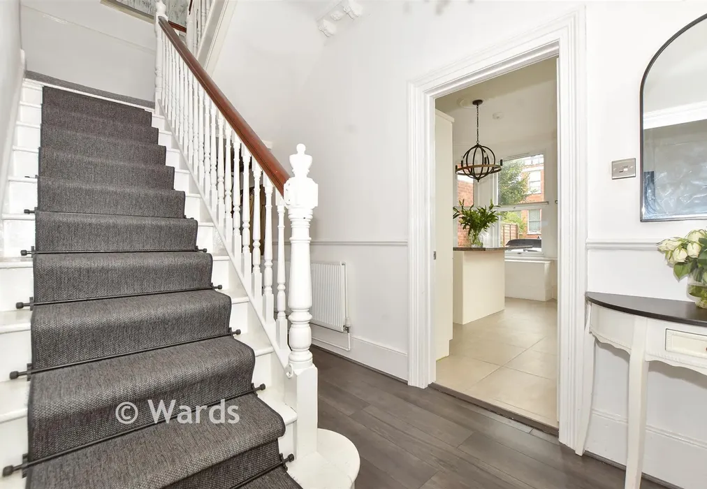 Hallway - Radnor Park Road, Folkestone, Kent - Wards of Kent