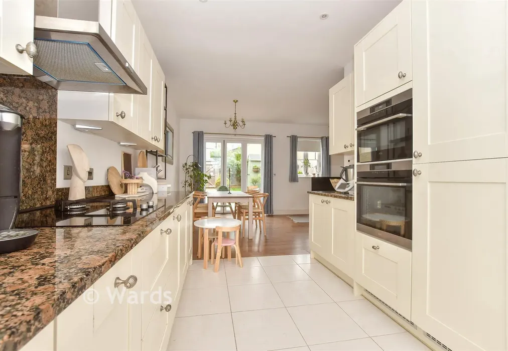Kitchen - Merlin Avenue, Whitfield, Dover, Kent - Wards of Kent