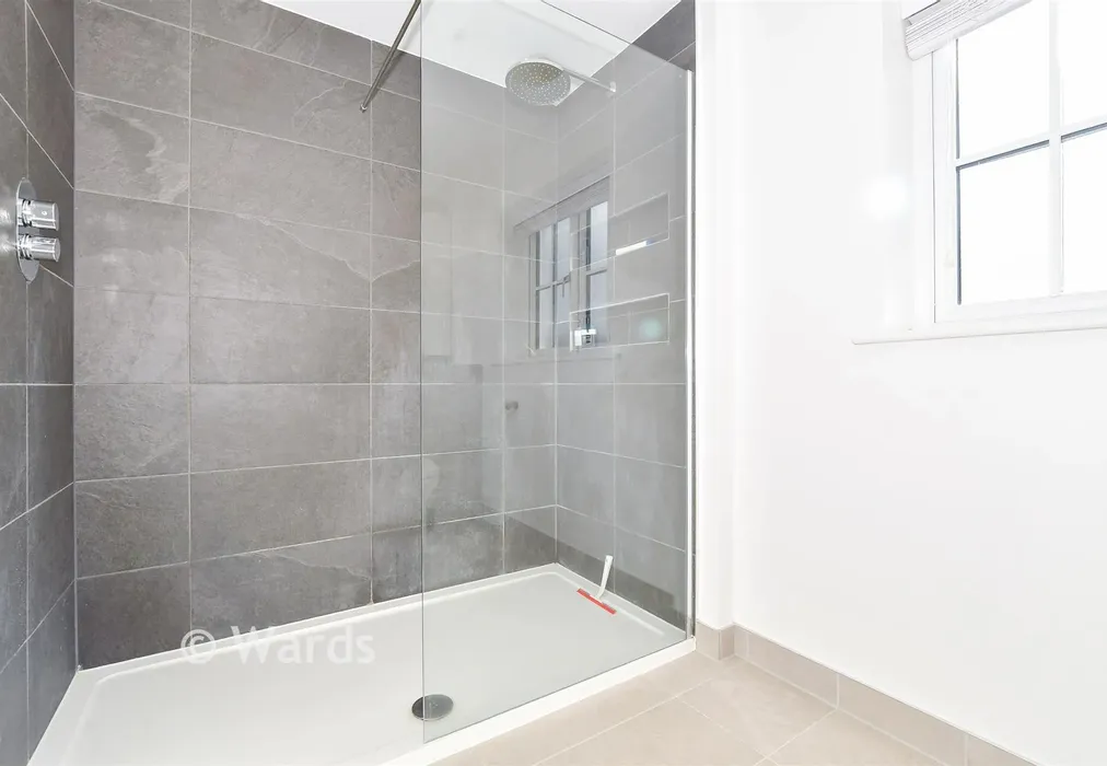 En-Suite Shower Room - Penny Close, Boughton Monchelsea, Maidstone, Kent - Wards of Kent