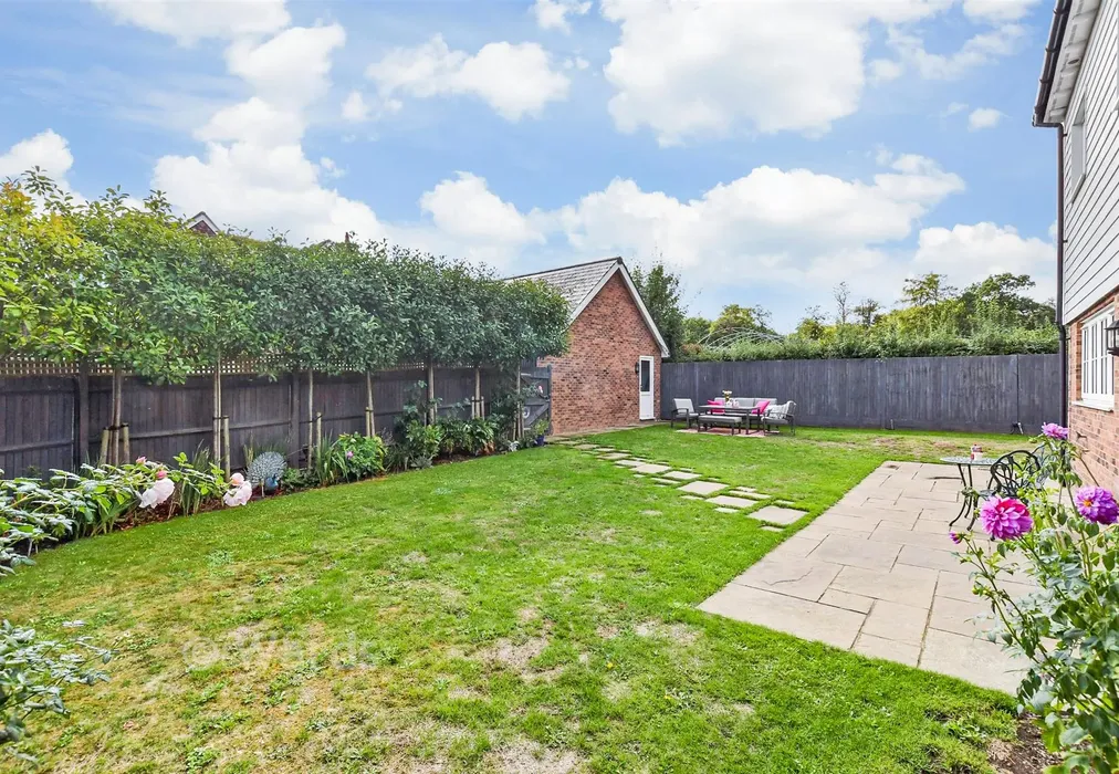 Rear Garden - Penny Close, Boughton Monchelsea, Maidstone, Kent - Wards of Kent