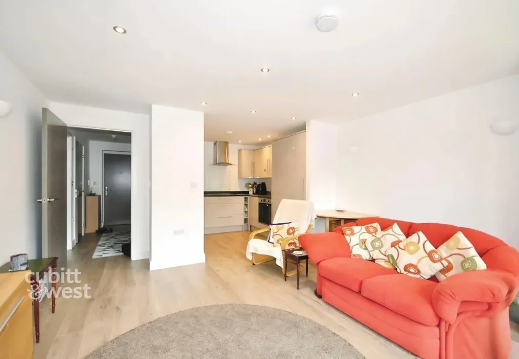 Living Room - Wood Street, Station Road, RH19 - Wards of Kent