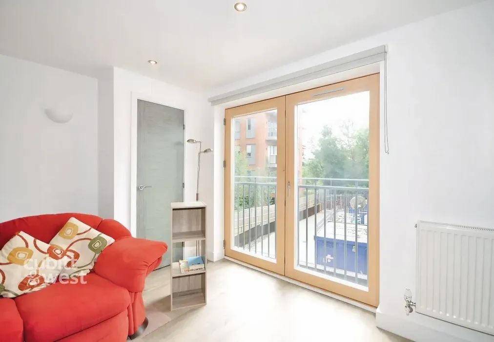Balcony - Wood Street, Station Road, RH19 - Wards of Kent