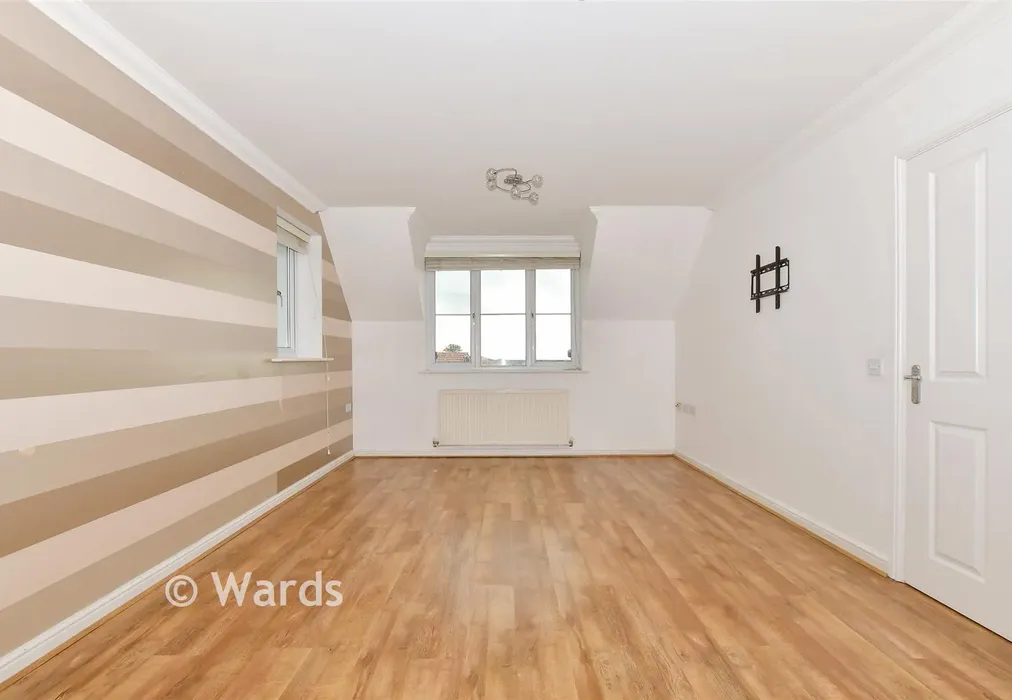 Lounge/ Diner - Saddlers Mews, Ramsgate, Kent - Wards of Kent