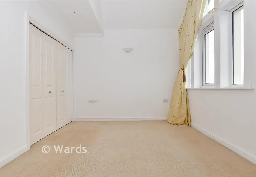 Bedroom 1 - Saddlers Mews, Ramsgate, Kent - Wards of Kent