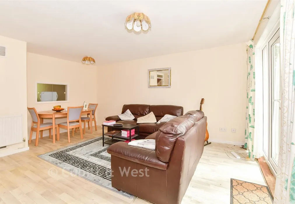 Lounge/Dining Room - Berstead Walk, Bewbush, Crawley, West Sussex - Wards of Kent