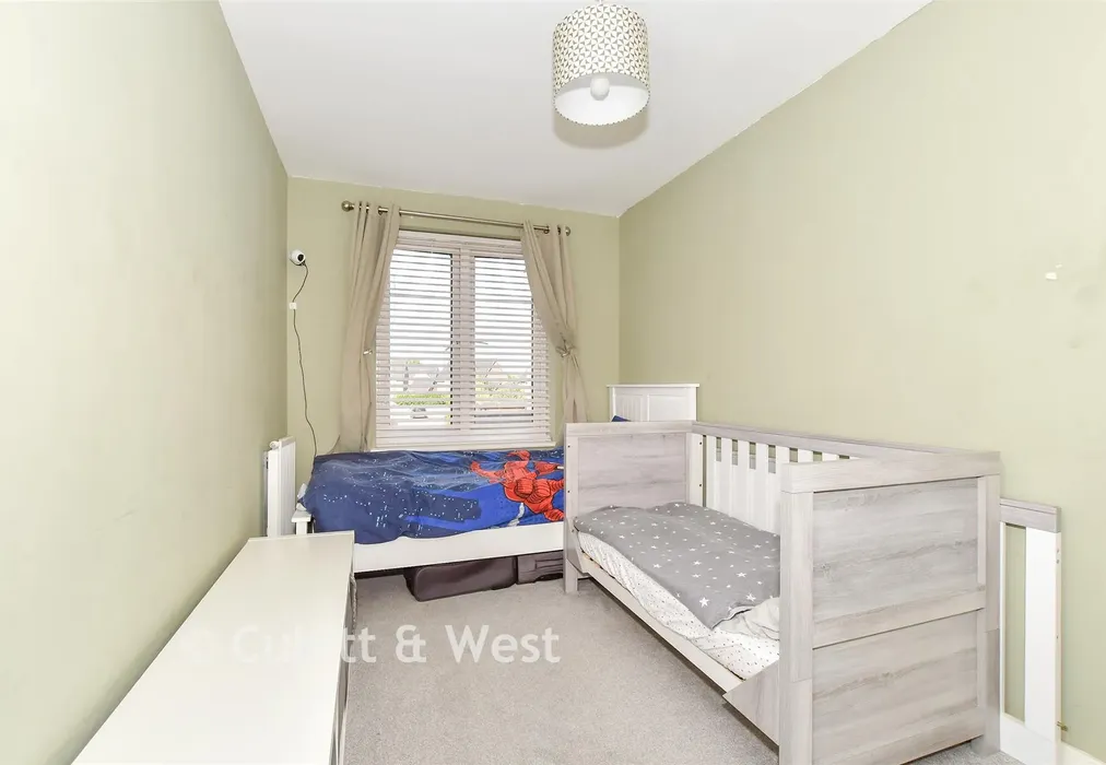 Bedroom 2 - Eames Way, Crawley, West Sussex - Wards of Kent