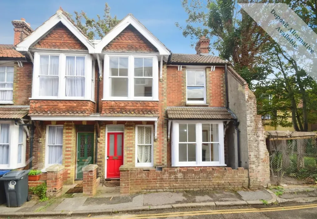 Front - Kirbys Lane Canterbury CT2 - Wards of Kent