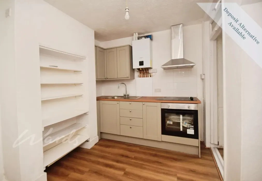 Kitchen - Kirbys Lane Canterbury CT2 - Wards of Kent