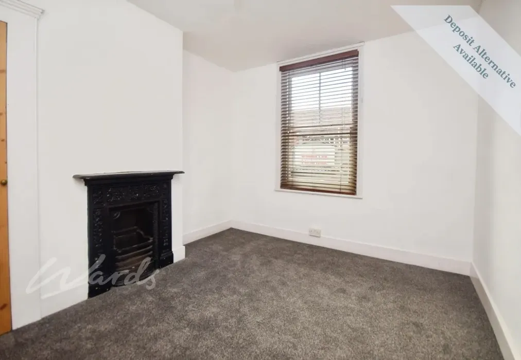 Bedroom 1 - Kirbys Lane Canterbury CT2 - Wards of Kent
