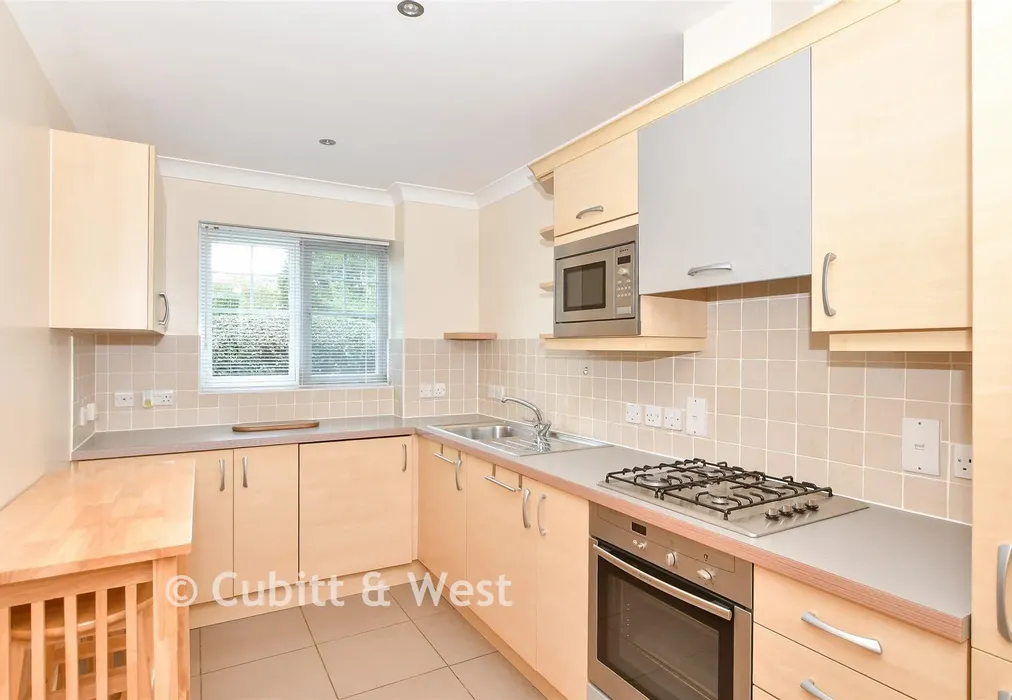 Kitchen - London Road, East Grinstead, West Sussex - Wards of Kent