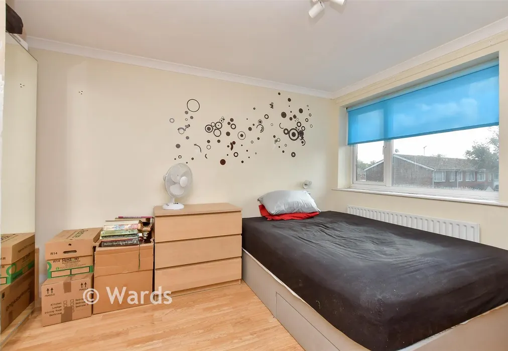 Bedroom 1 - Sunnybank, Murston, Kent - Wards of Kent