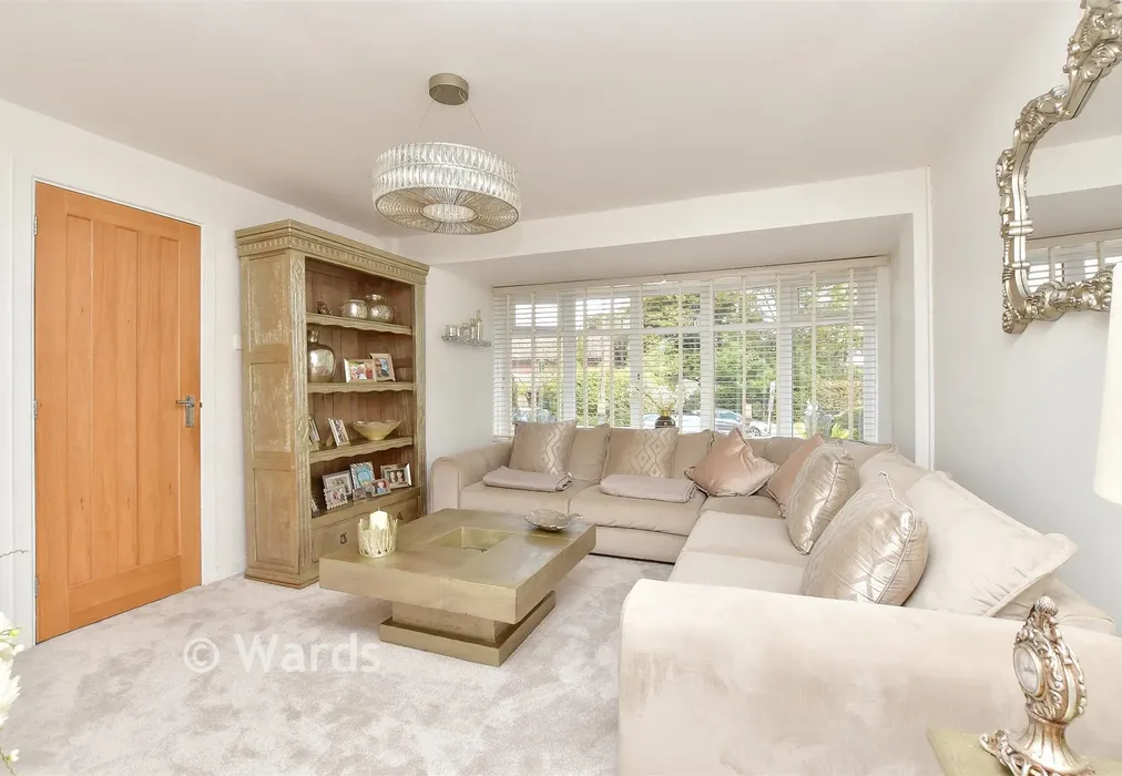 Lounge - Brenchley Road, Sittingbourne, Kent - Wards of Kent