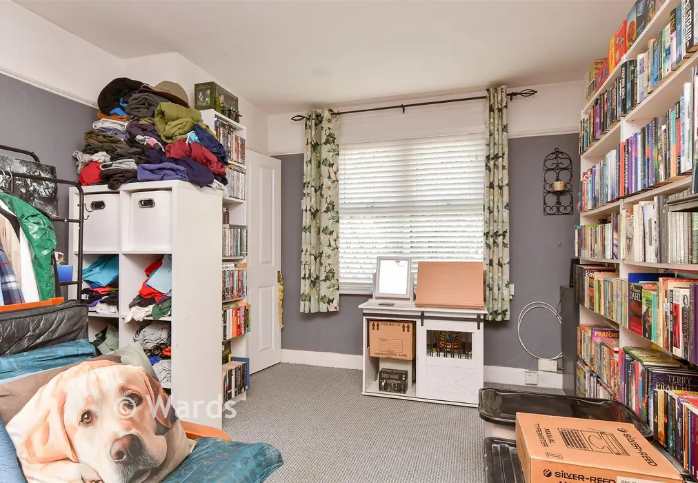 Lounge - Maple Road, Dartford, Kent - Wards of Kent