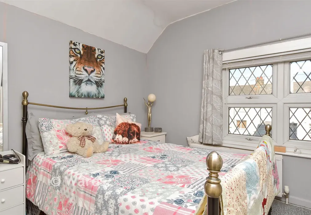 Bedroom 2 - Maple Road, Dartford, Kent - Wards of Kent