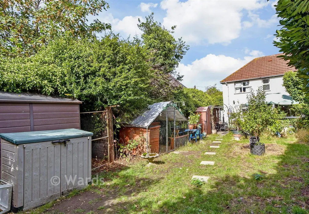 Rear Garden - Maple Road, Dartford, Kent - Wards of Kent