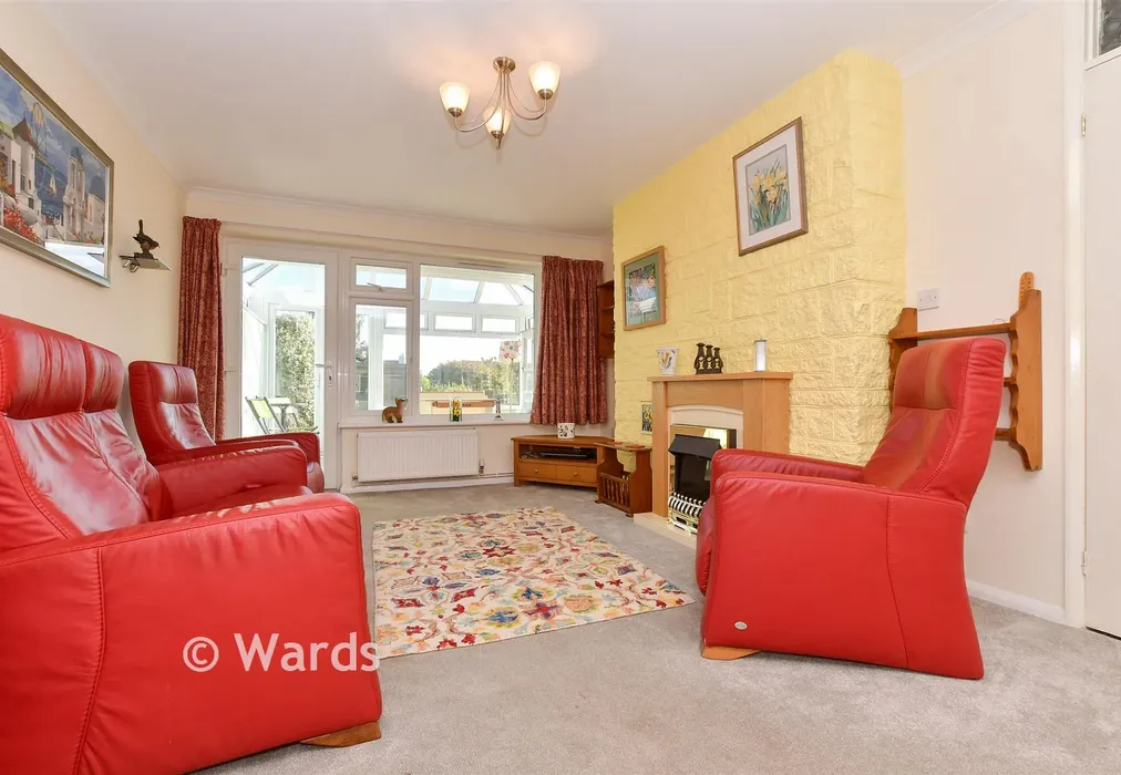 Lounge - Greenacre Drive, Walmer, Deal, Kent - Wards of Kent