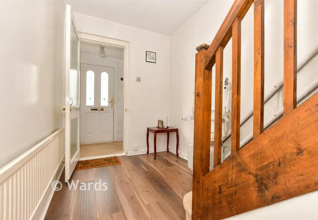 Entrance Hall - Redsull Avenue, Deal, Kent - Wards of Kent