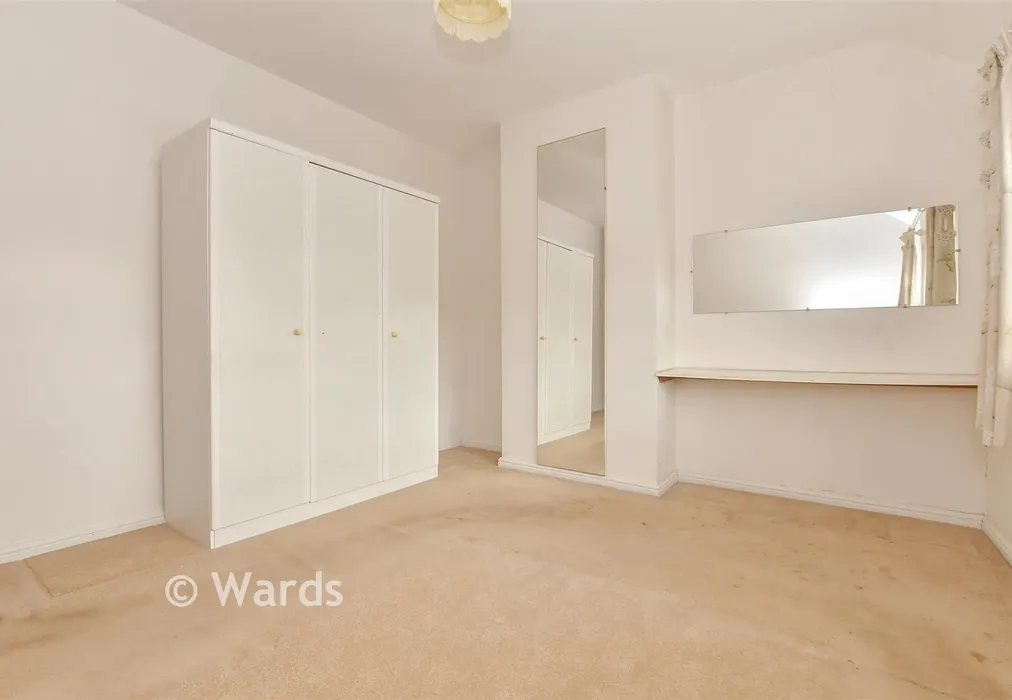 Bedroom 1 - Redsull Avenue, Deal, Kent - Wards of Kent