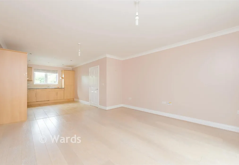 Kitchen/Diner/Lounge - Brickfield Farm Close, The Beeches, Longfield, Kent - Wards of Kent