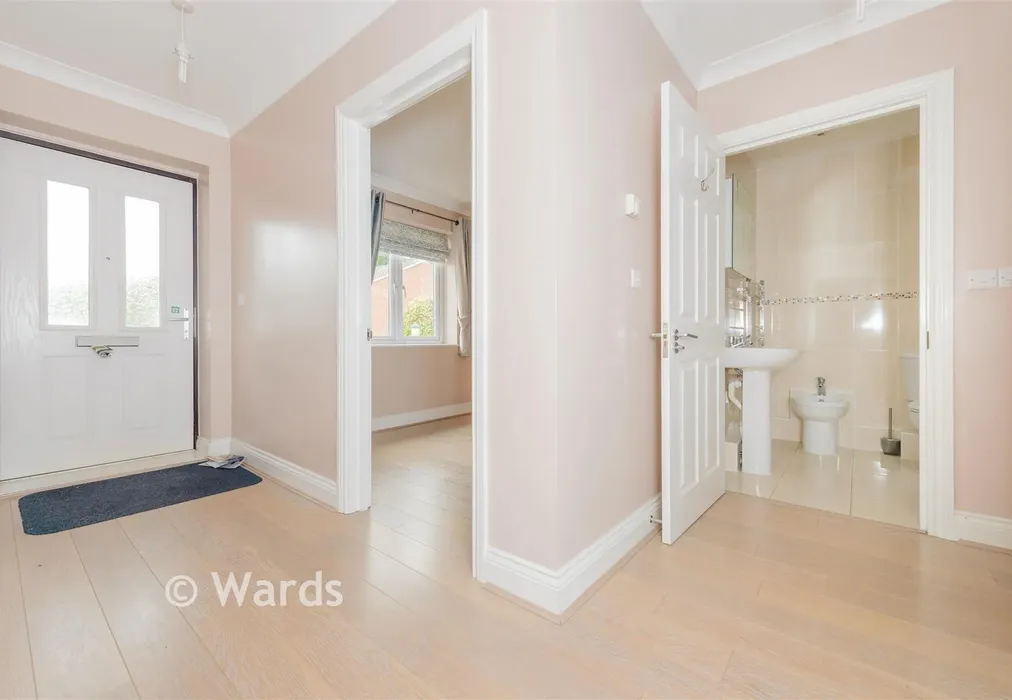 Hallway - Brickfield Farm Close, The Beeches, Longfield, Kent - Wards of Kent