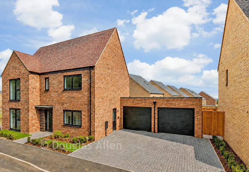 Front - The Iris, Kingsley Park, Emporer Crescent, Billericay, Essex - Wards of Kent
