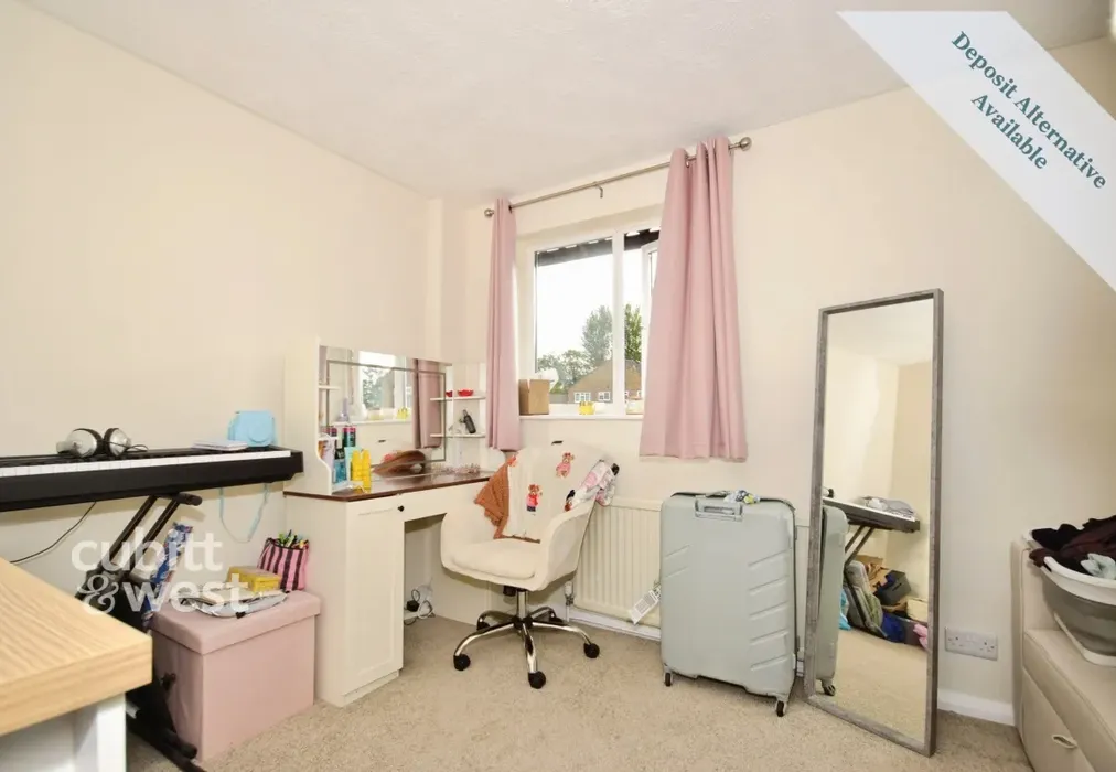 Bedroom 1 - Maple Drive, East Grinstead, RH19 - Wards of Kent