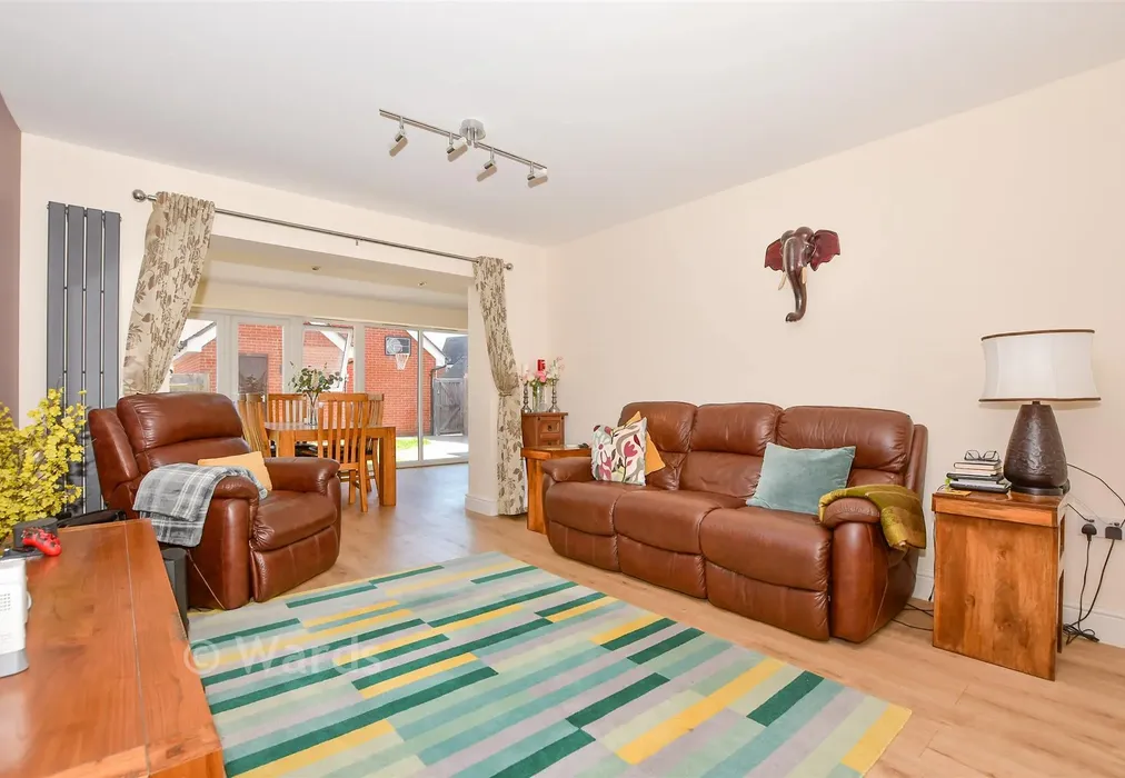 Lounge - Langley Way, West Malling, Kent - Wards of Kent