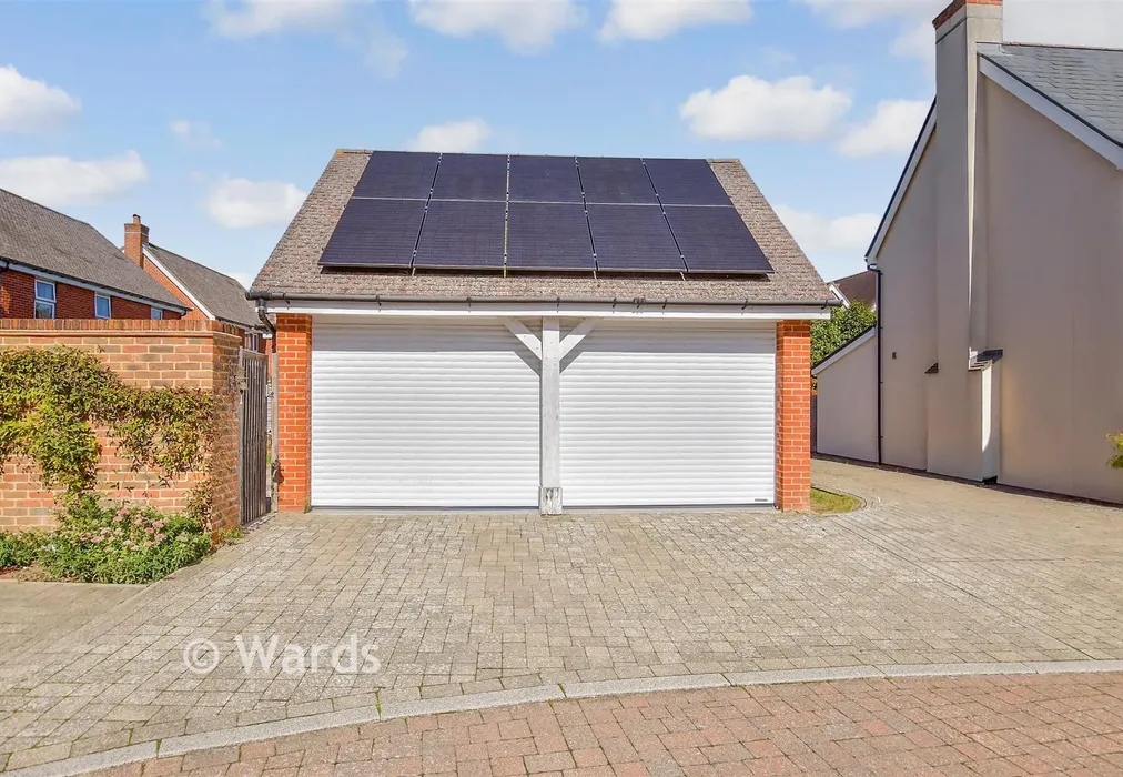 Garage - Langley Way, West Malling, Kent - Wards of Kent