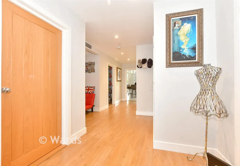 Hallway - Adie Road, Greatstone, Kent - Wards of Kent