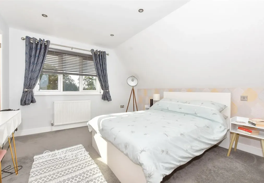 Bedroom 2 - Adie Road, Greatstone, Kent - Wards of Kent