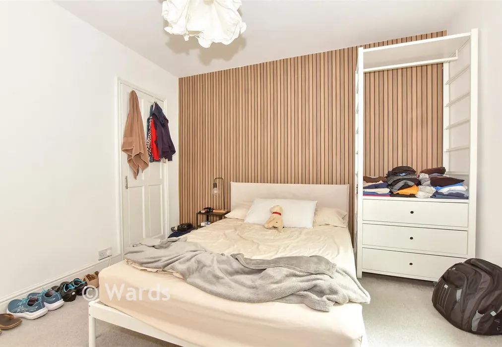 Bedroom 2 - Spring Terrace, Folkestone, Kent - Wards of Kent