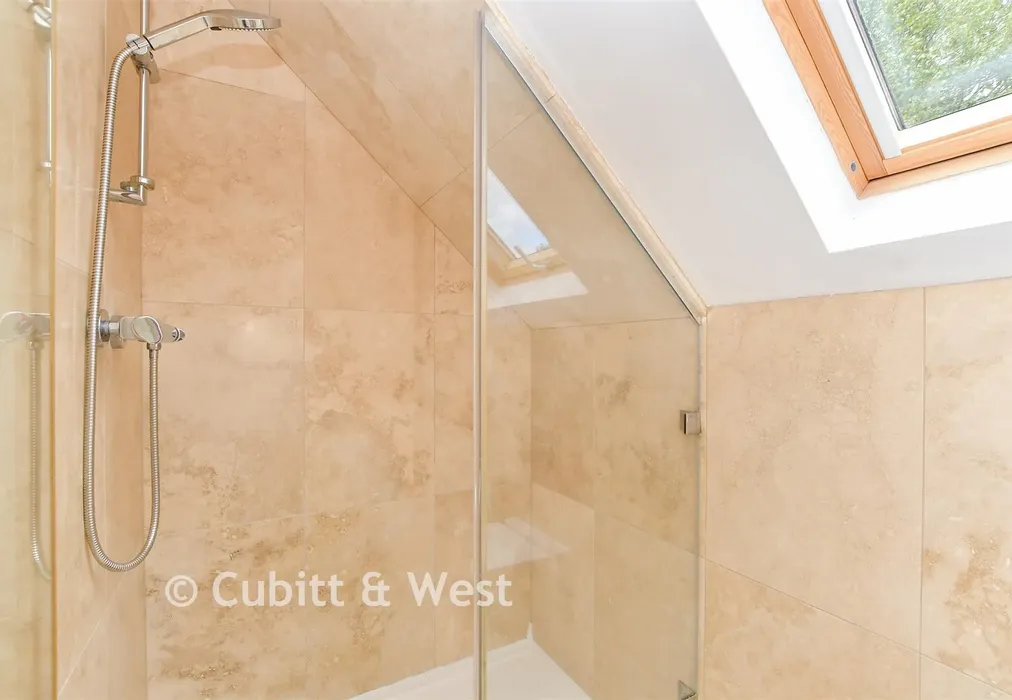 En-Suite Shower Room - Sunte Avenue, Lindfield, West Sussex - Wards of Kent