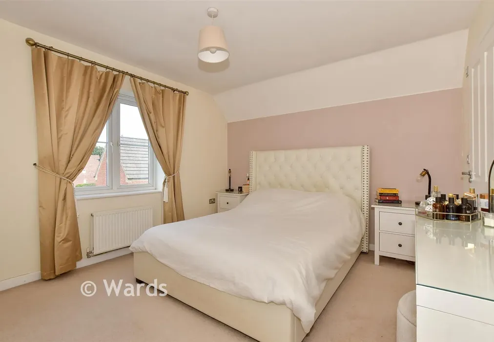 Bedroom 1 - Talmead Road, Herne Bay, Kent - Wards of Kent