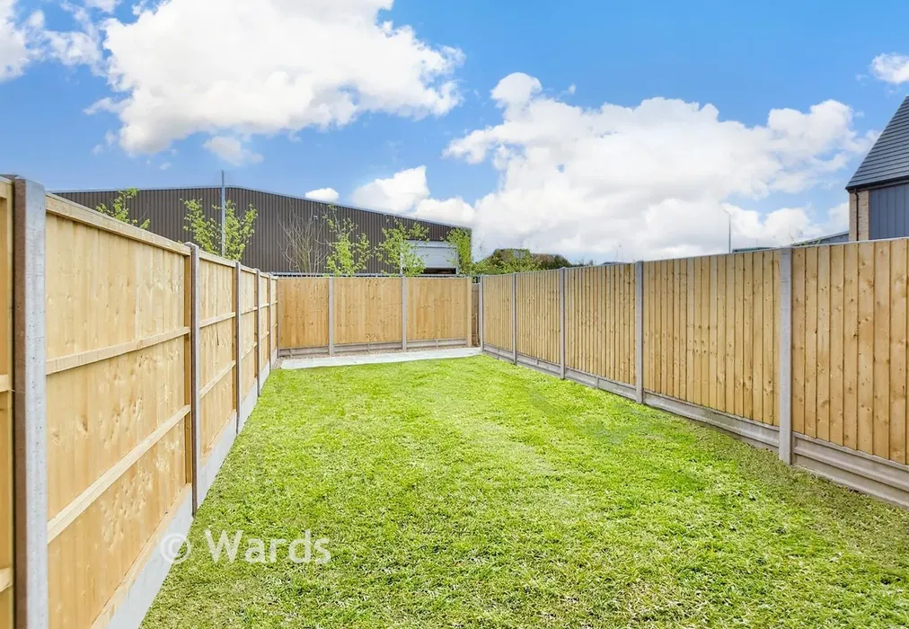 Rear Garden - Sutherland Park, Boundary Road, Hythe, Kent - Wards of Kent