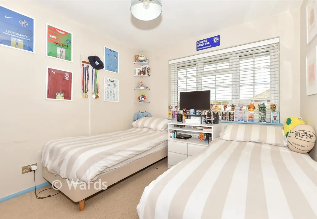 Bedroom 2 - Colemans Close, Lydd, Kent - Wards of Kent