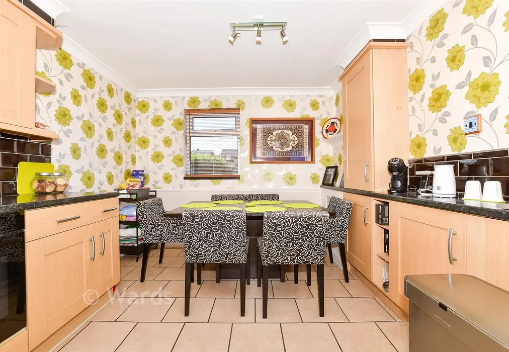 Kitchen/Diner - Plover Road, Birds Estate, Larkfield, Kent - Wards of Kent