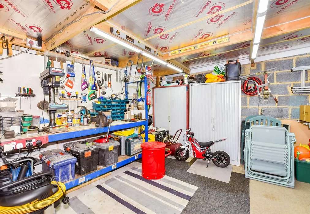 Garage - Plover Road, Birds Estate, Larkfield, Kent - Wards of Kent