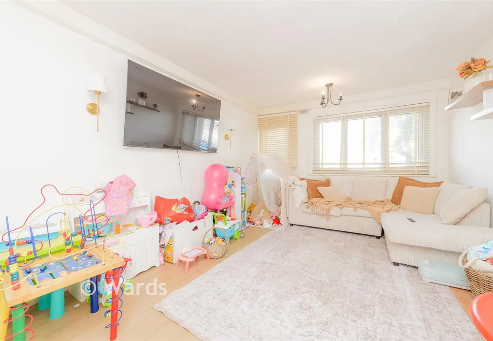 Lounge - High Street, Northfleet, Gravesend, Kent - Wards of Kent