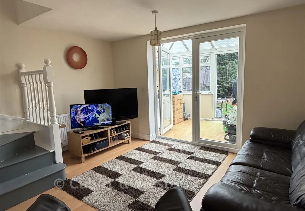 Lounge - Colman Way, Redhill, Surrey - Wards of Kent