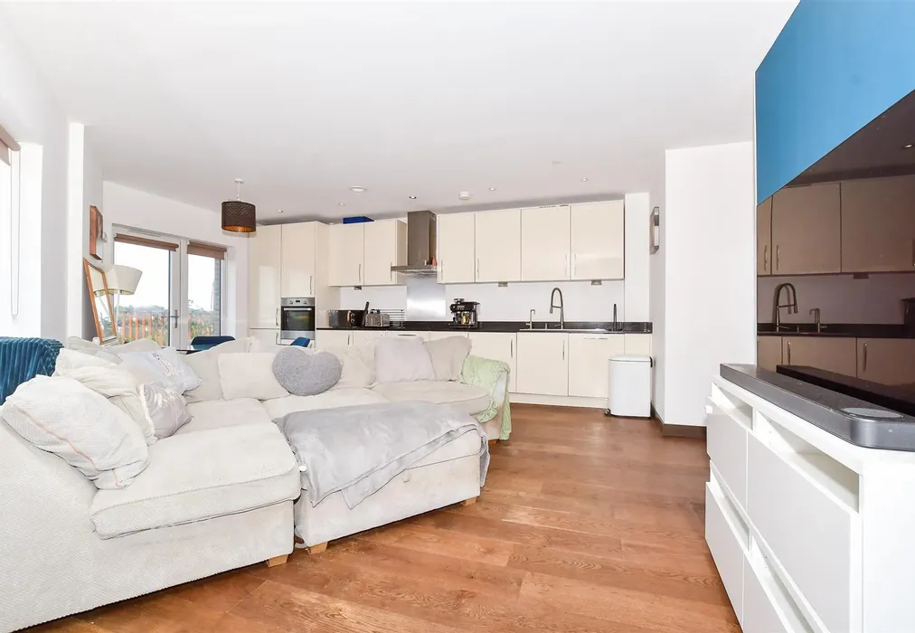 Kitchen/Lounge Area - Waterhouse Avenue, Maidstone, Kent - Wards of Kent