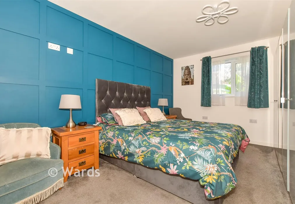Bedroom 1 - Victoria Road, Canterbury, Kent - Wards of Kent