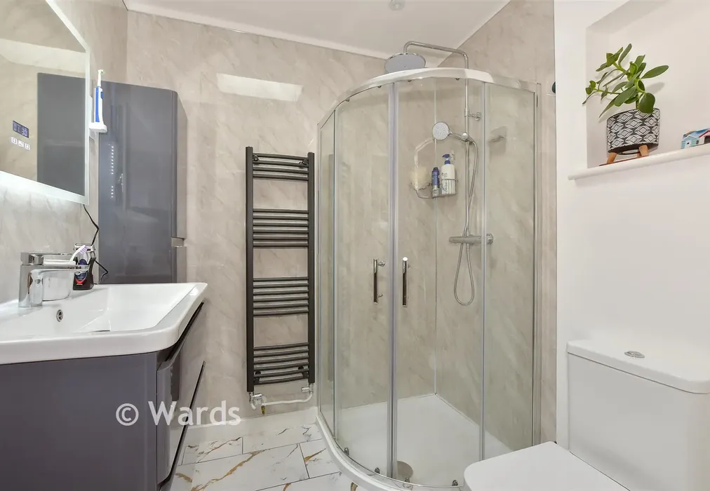 En-Suite Shower Room - Victoria Road, Canterbury, Kent - Wards of Kent