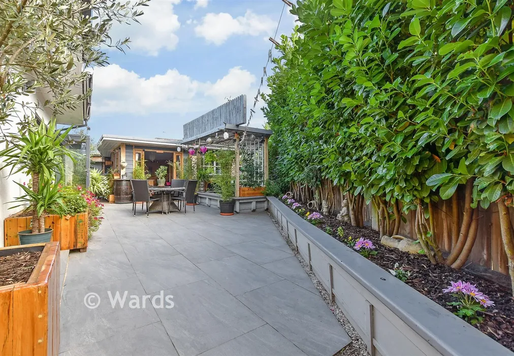 Rear Garden - Victoria Road, Canterbury, Kent - Wards of Kent