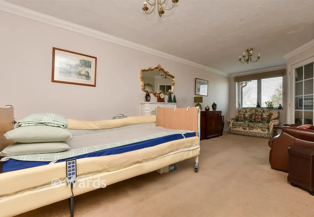 Lounge/Diner - Wealdhurst Park, Broadstairs, Kent - Wards of Kent