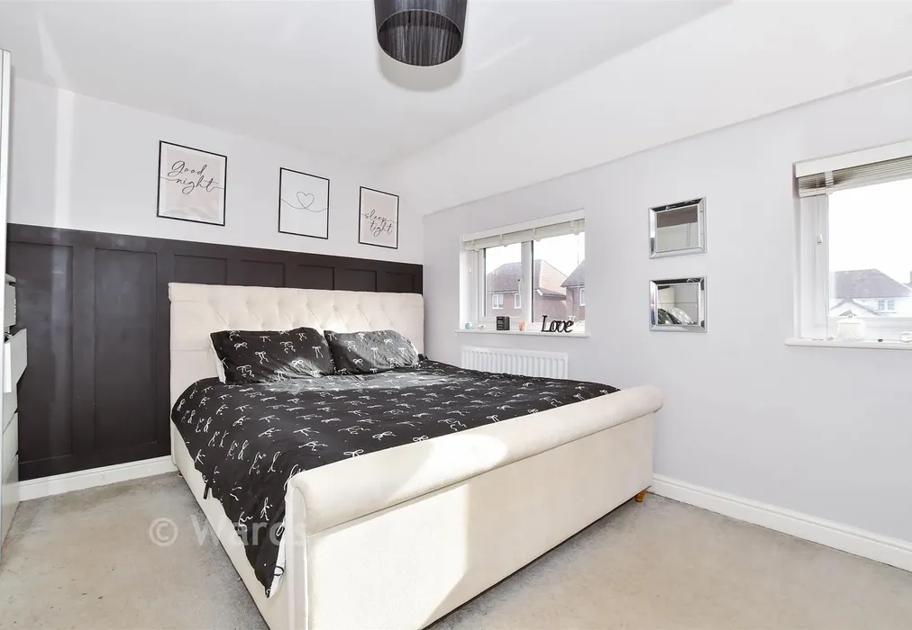 Bedroom 1 - Alliance Terrace, Maidstone, Kent - Wards of Kent
